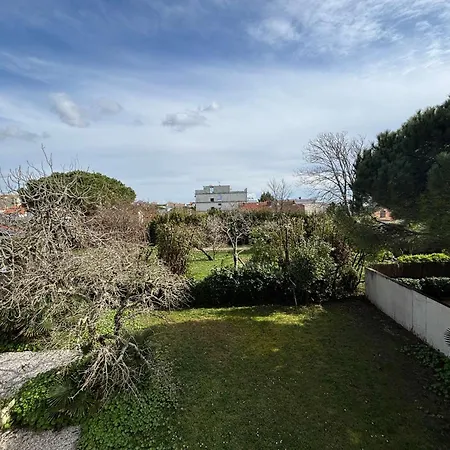 Apartment Maison Belle Epoque A Avec Terrasse, 200m - Fr-1-494-157 Royan